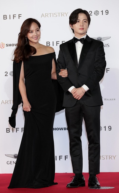 YU JIN AND KIM HYE-SUNG